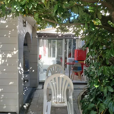 Sudio Maisonnette *